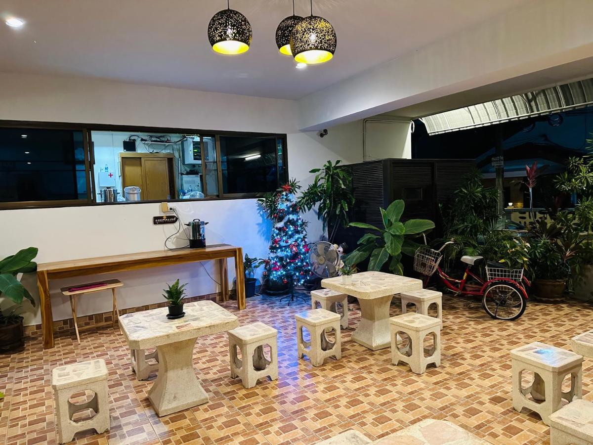 Jj Palace เจเจ พาเลซ Ban Si Than Exterior foto